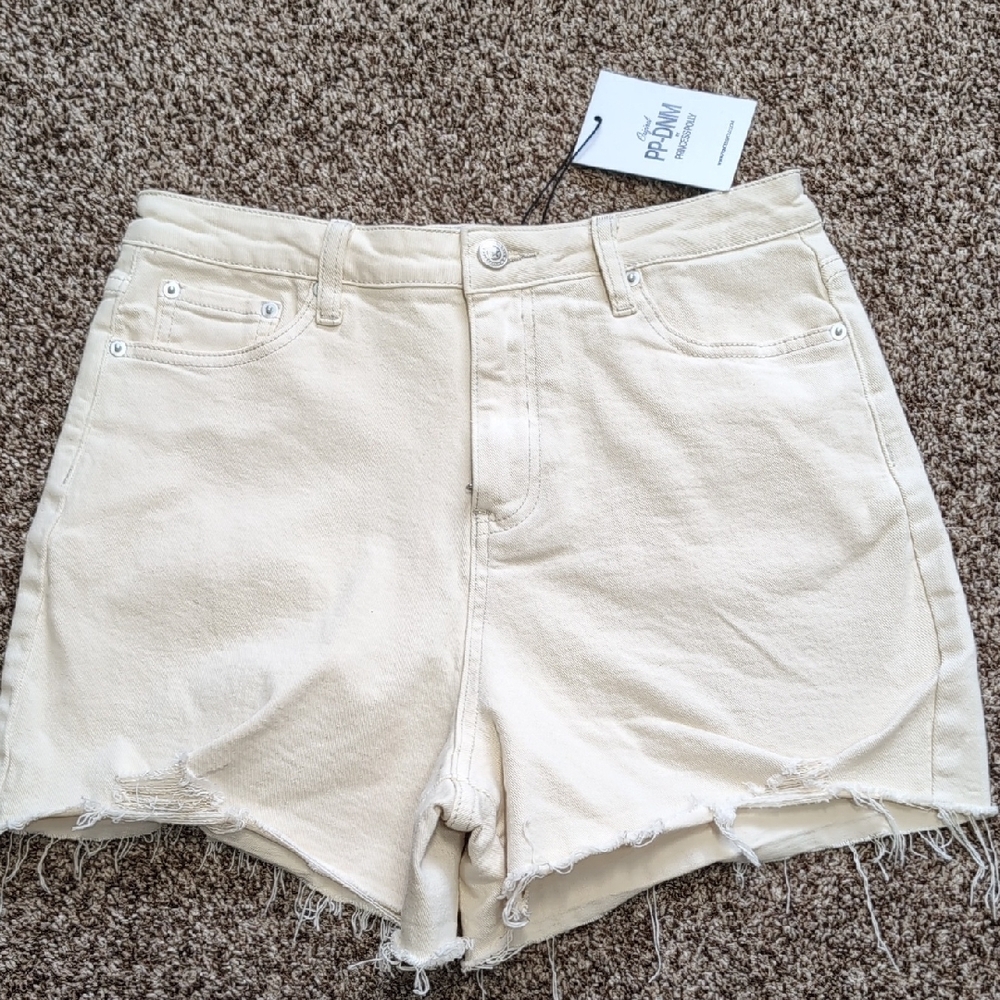 Princess Polly Denim Shorts Size 6 NEW